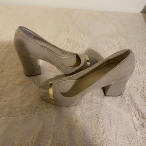 size 10 Tan with patent leather toe and Gold detail  by Calvin Klein